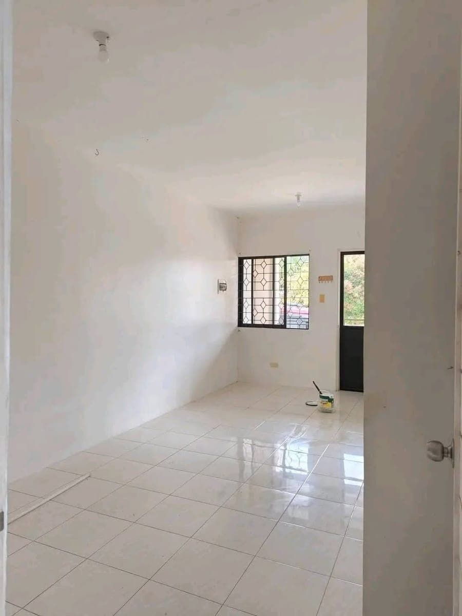 🏡GRANVILLE P-2 CATALUNAN PEQUENO HOUSE FOR RENT‼️ - photo 3