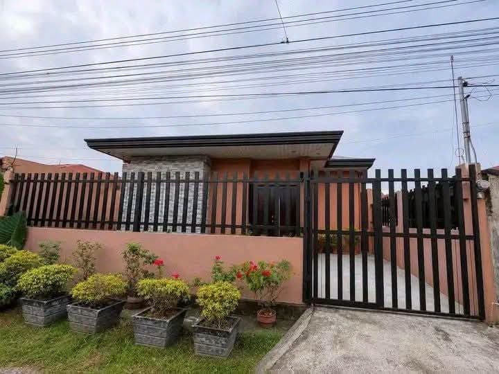 House for Rent bungalow type - photo 1
