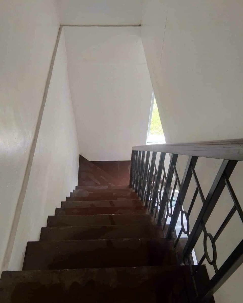 3 BEDROOM BARE UNIT NEAR AIRPORT - photo 3