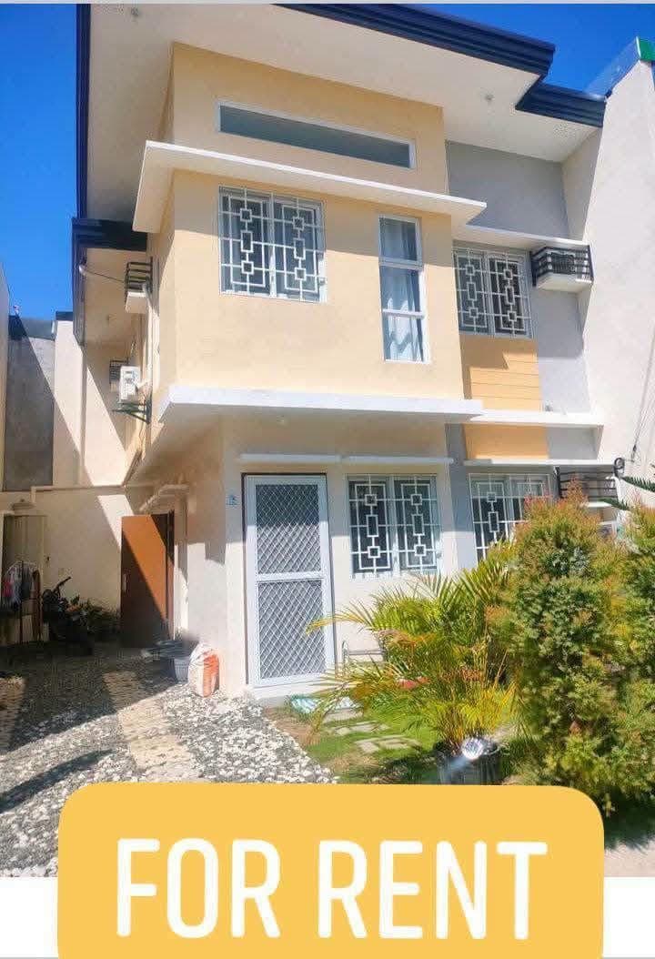 HOUSE FOR RENT 🏡🏡 - photo 1