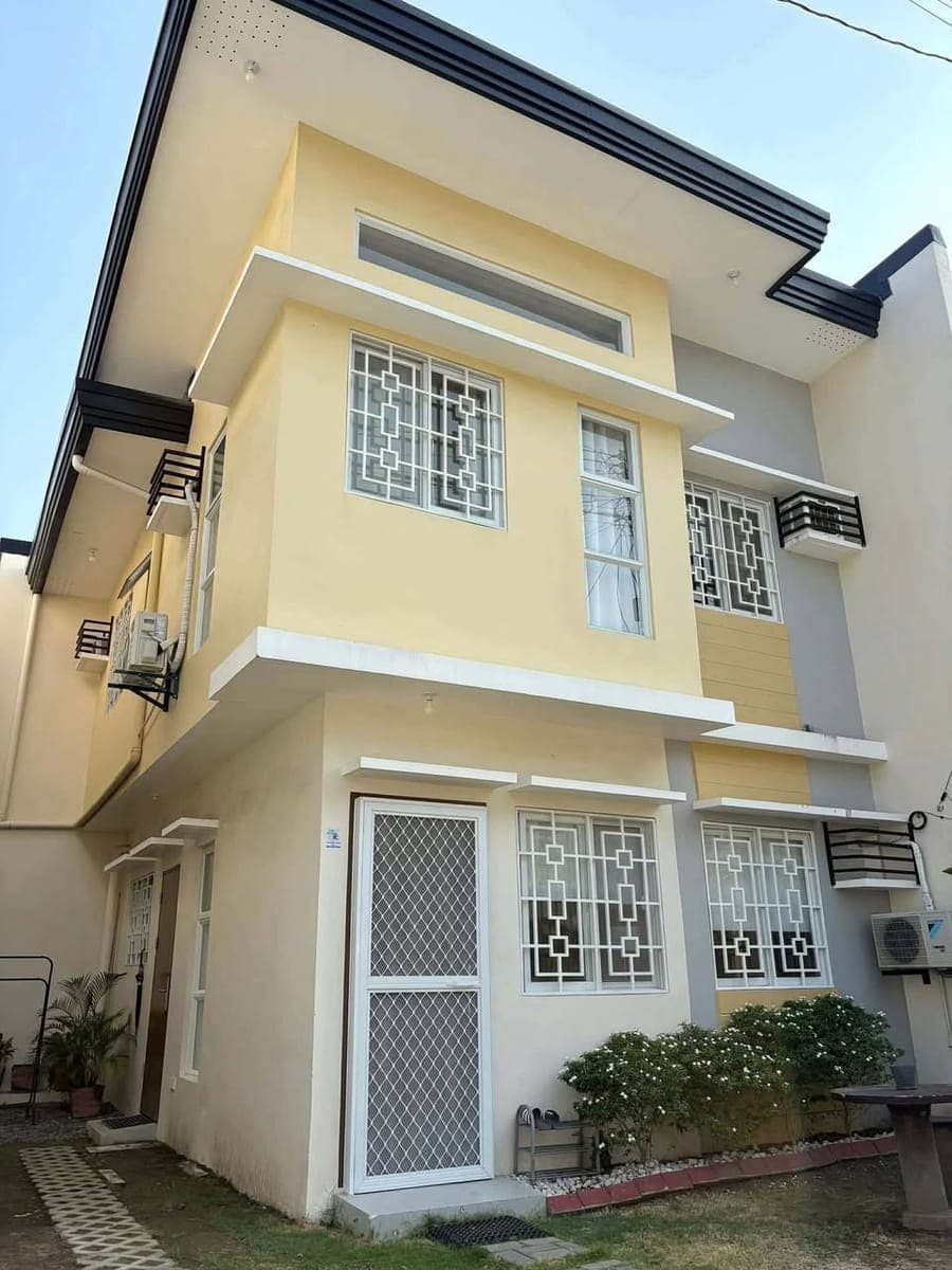 🏡 2-Storey Fully Furnished House for Rent in Buhangin! - photo 1