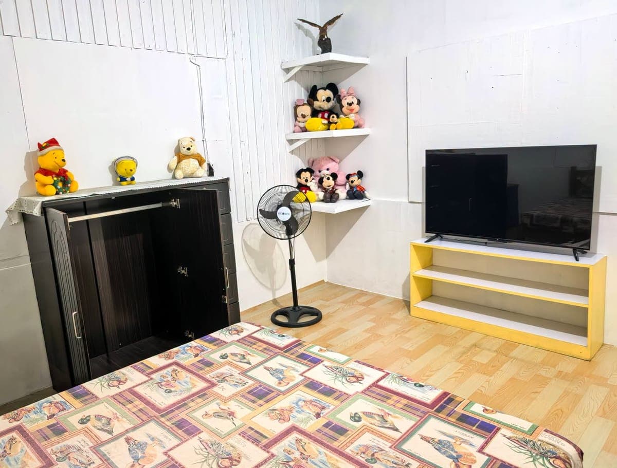 Large Room For Rent - photo 2