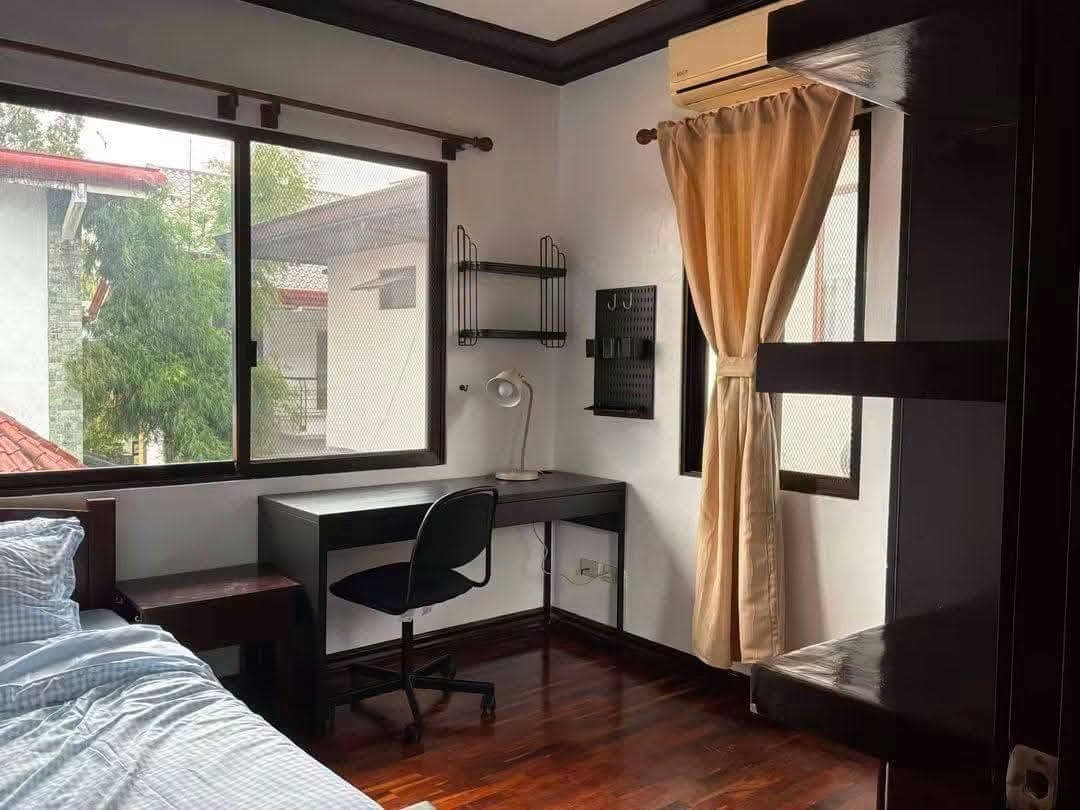 New listing. - photo 2