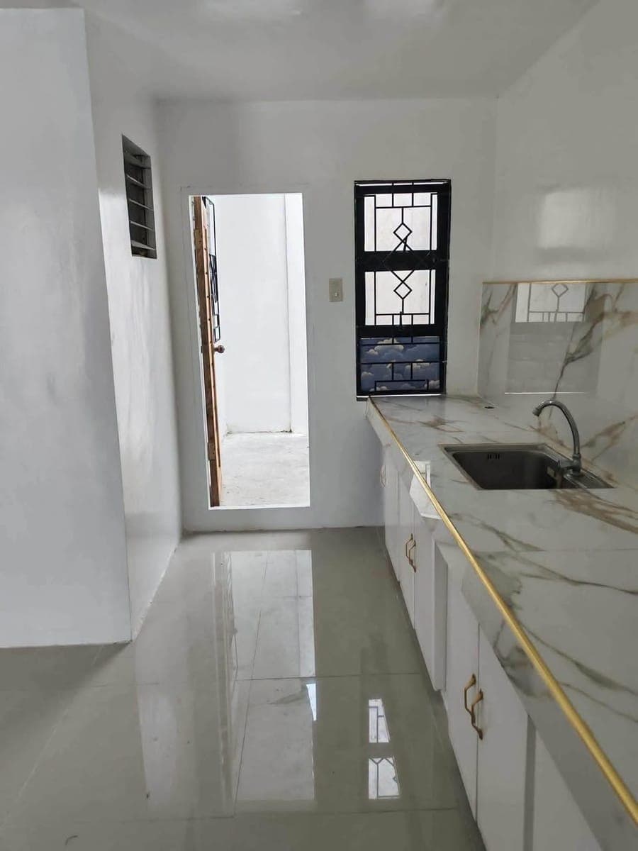 HOUSE FOR RENT - photo 2