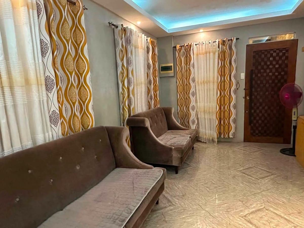 This property is spacious, well-secured, and situated at the edge of the subdivision, offering comfo... - photo 3