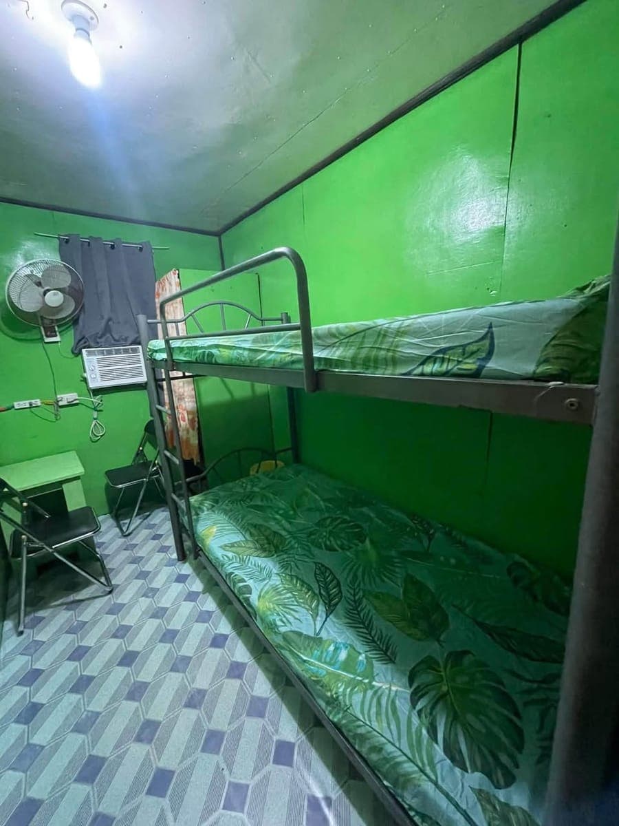 Boarding house for Rent @ JP Laurel Avenue Bajada Landmark Abreeza Mall just pm or tx 09177001409 - photo 3