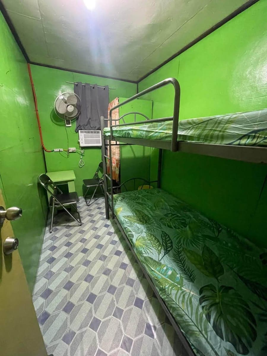 Boarding house for Rent @ JP Laurel Avenue Bajada Landmark Abreeza Mall just pm or tx 09177001409 - photo 4
