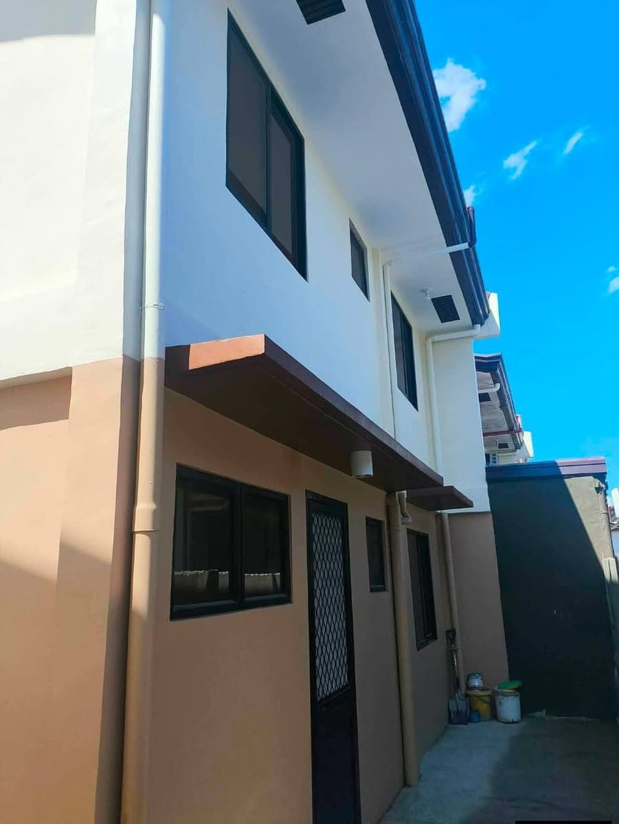 House for rent in Las Casas, Indangan - photo 3