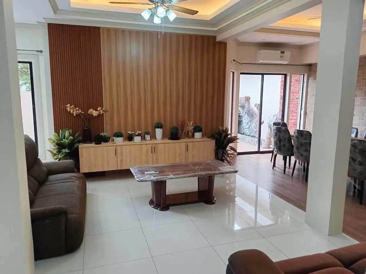 House for rent. - photo 2