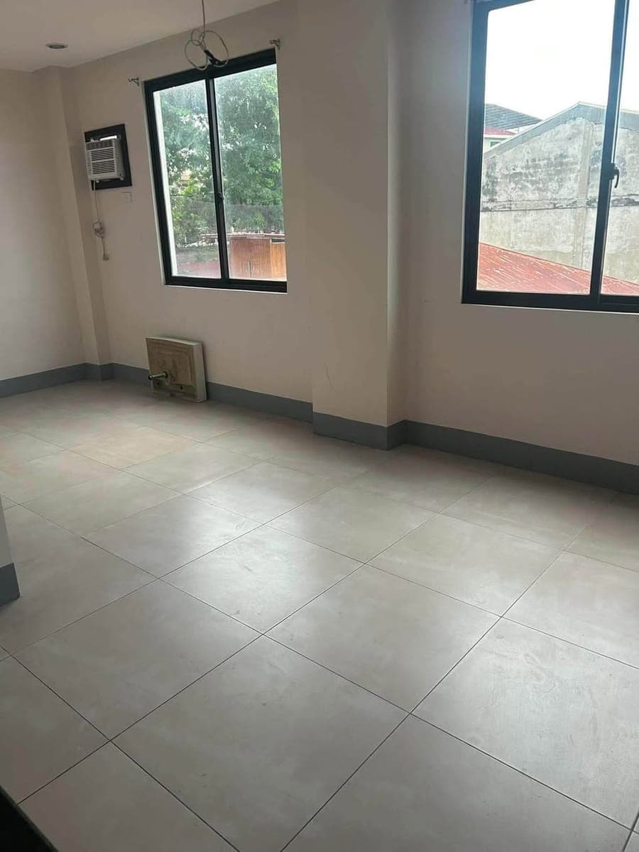 1 UNIT LEFT FOR RENT‼️ ROOM GOOD FOR 3-4‼️ - photo 1