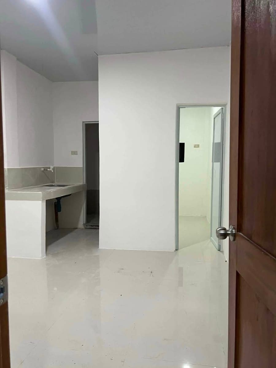 Boarding house for rent - photo 1