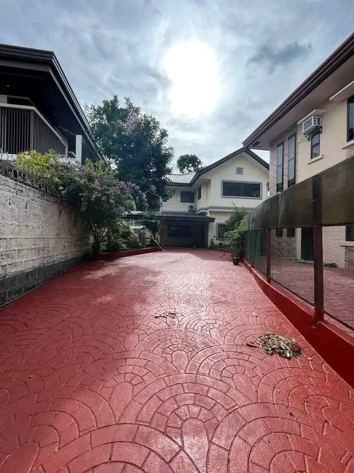 Fully furnished HOUSE FOR RENT Walking distance to SM Davao - photo 4