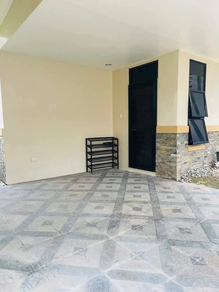 HOUSE FOR RENT - photo 1