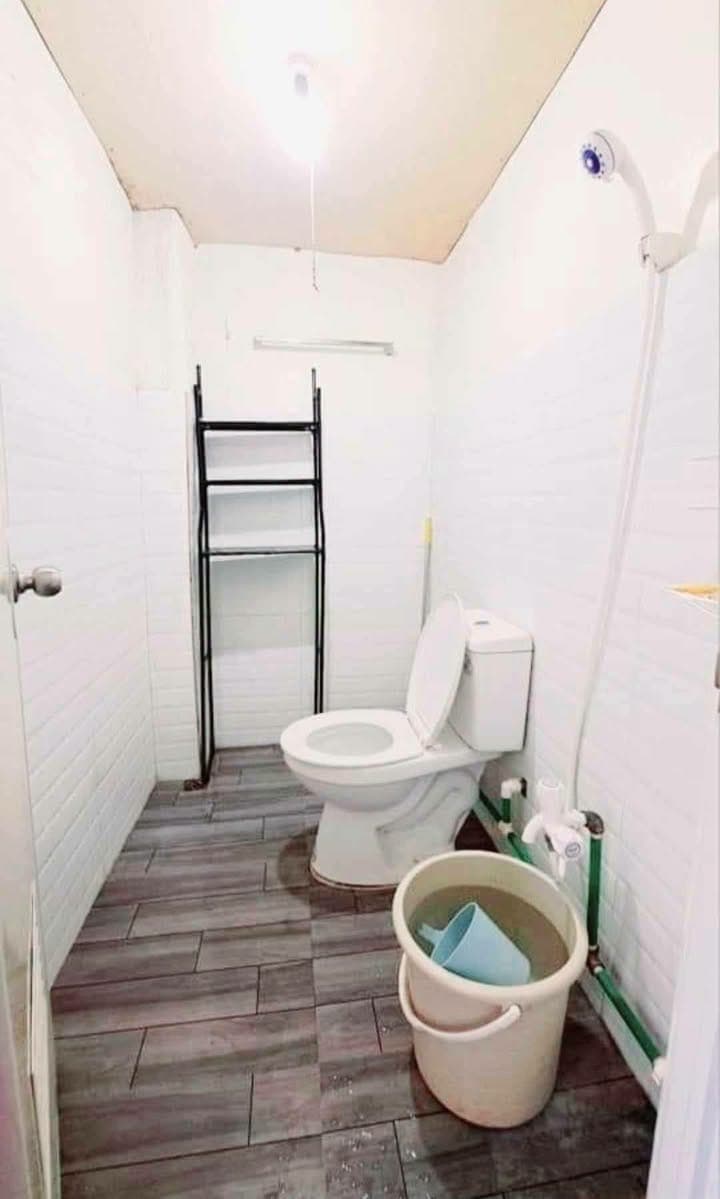 1 ROOM AVAILABLE LEFT‼️(Good for 2) - photo 2