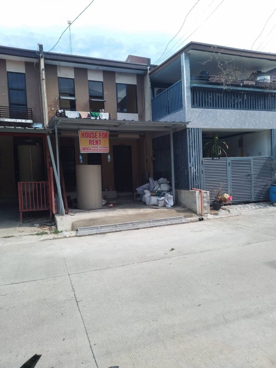 HOUSE FOR RENT( 2 storey) - photo 1