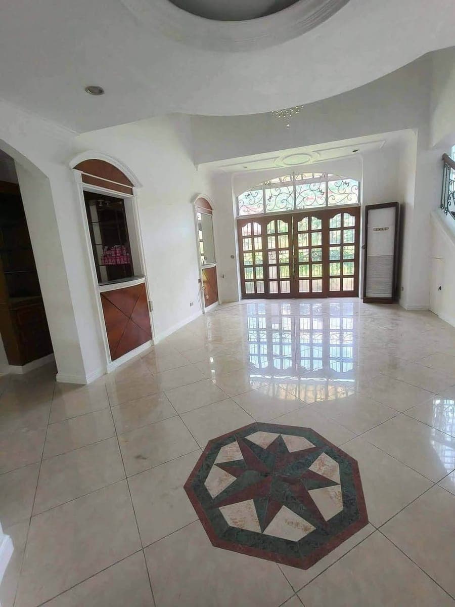 🏡 HOUSE FOR RENT OR SALE‼️ - photo 1