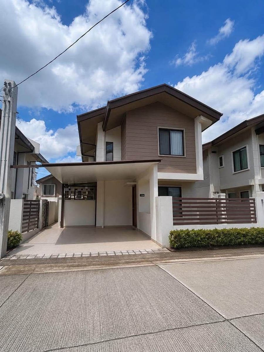 FOR RENT – 2-Storey House in Narra Park Residences, Davao City - photo 1