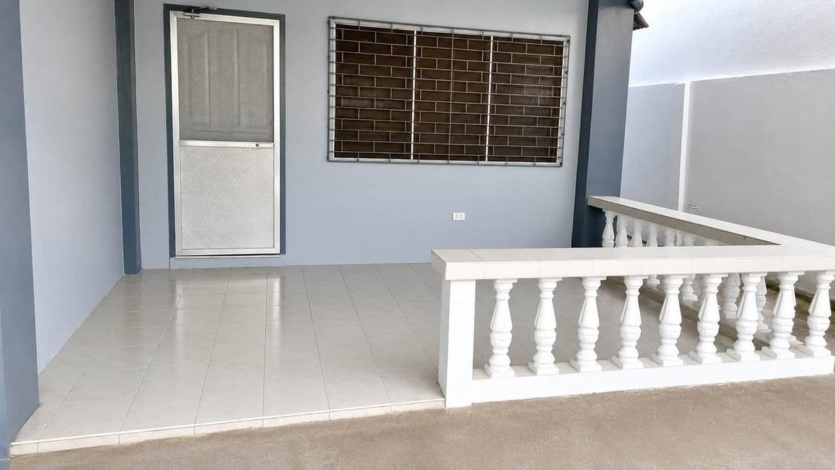 ONLY 1 UNIT AVAILABLE! - photo 1
