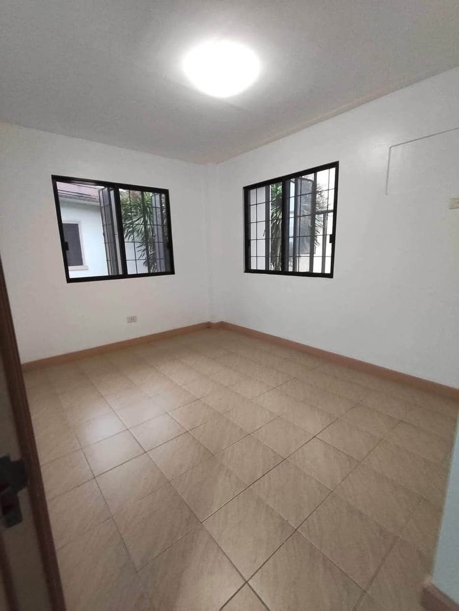 🏡 2BR APARTMENT near MAPUA and ATENEO Grade school - photo 1