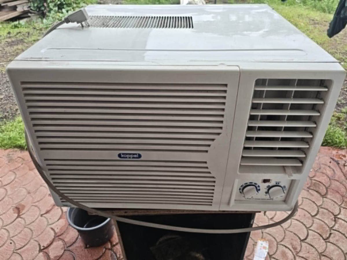 Moving Out Sale Aircon from Apartment Unit - photo 2