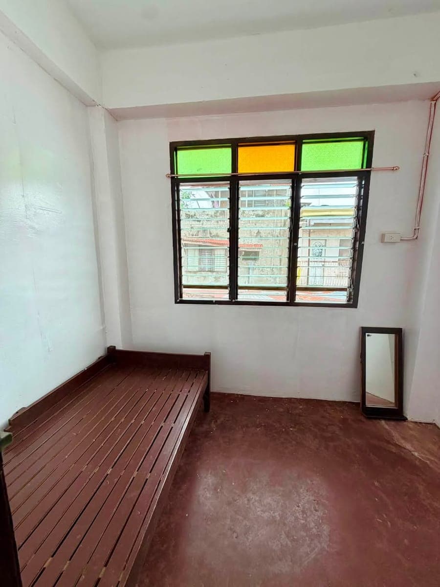 1 ROOM VACANT (ALL GIRLS BHOUSE)‼️ - photo 2