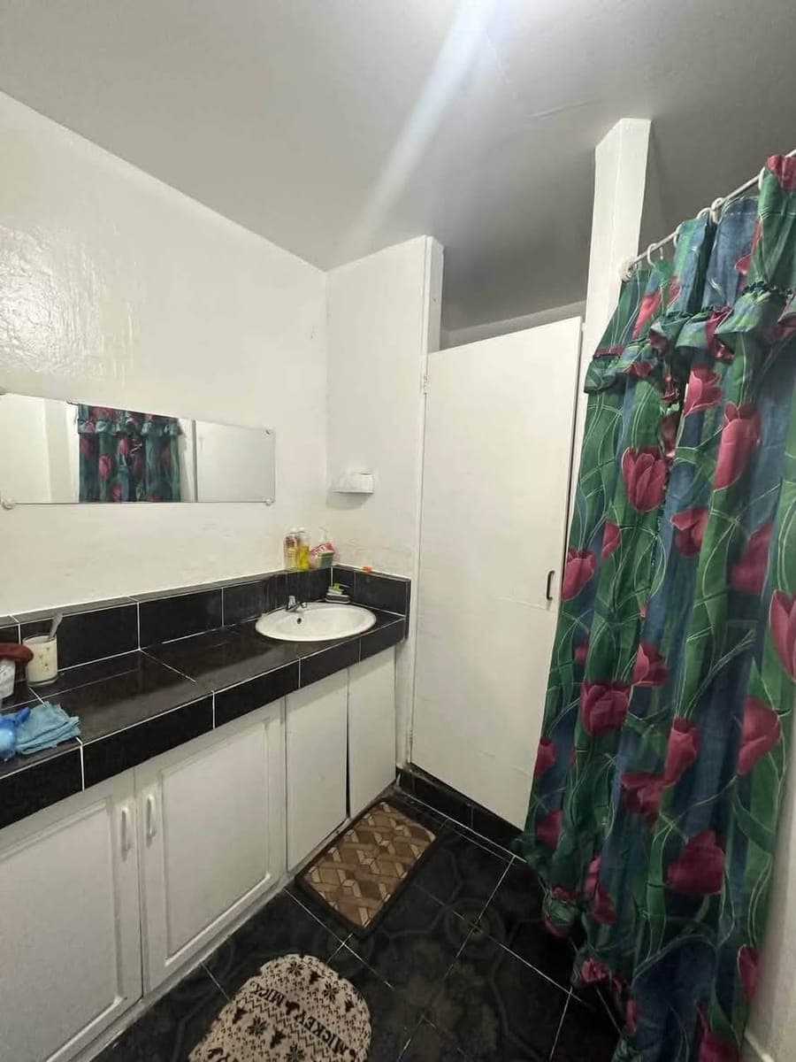 Need one roommate, you will be sharing the room with two other people (including me). - photo 4
