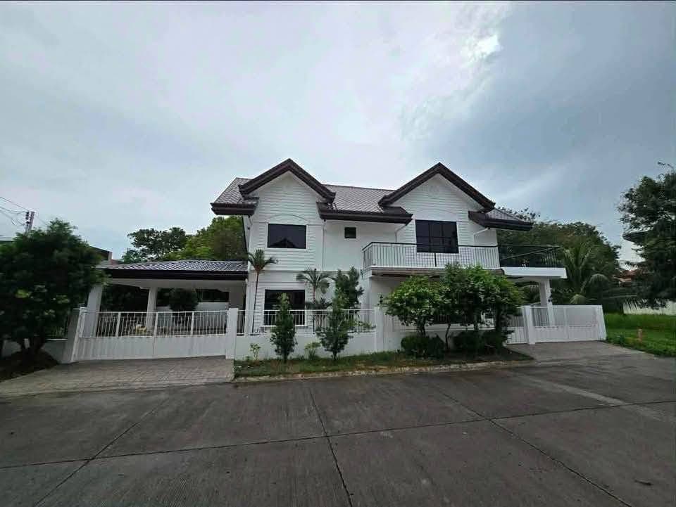 🏡 FOR RENT | Corner House & Lot in Woodridge Park, Maa 🏡 - photo 1
