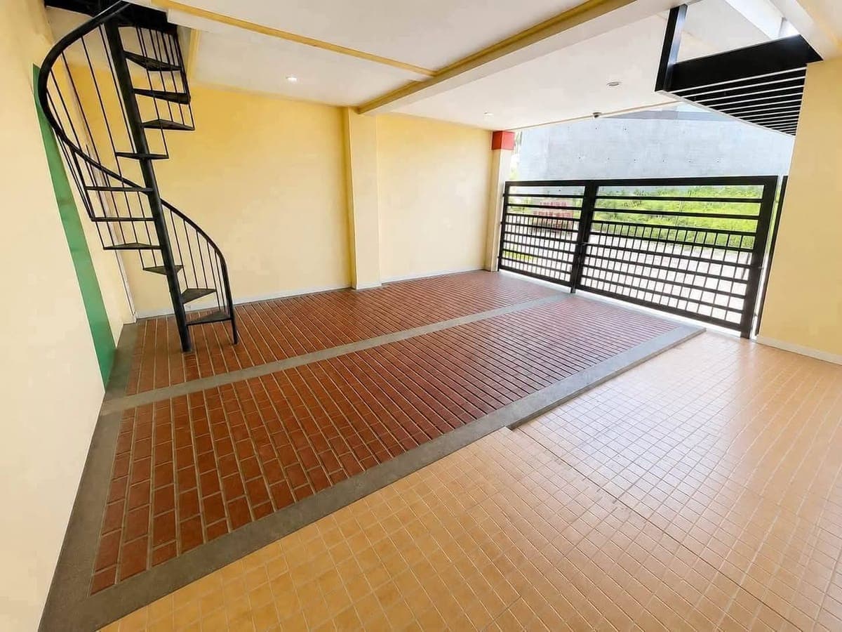 For Rent- - photo 1