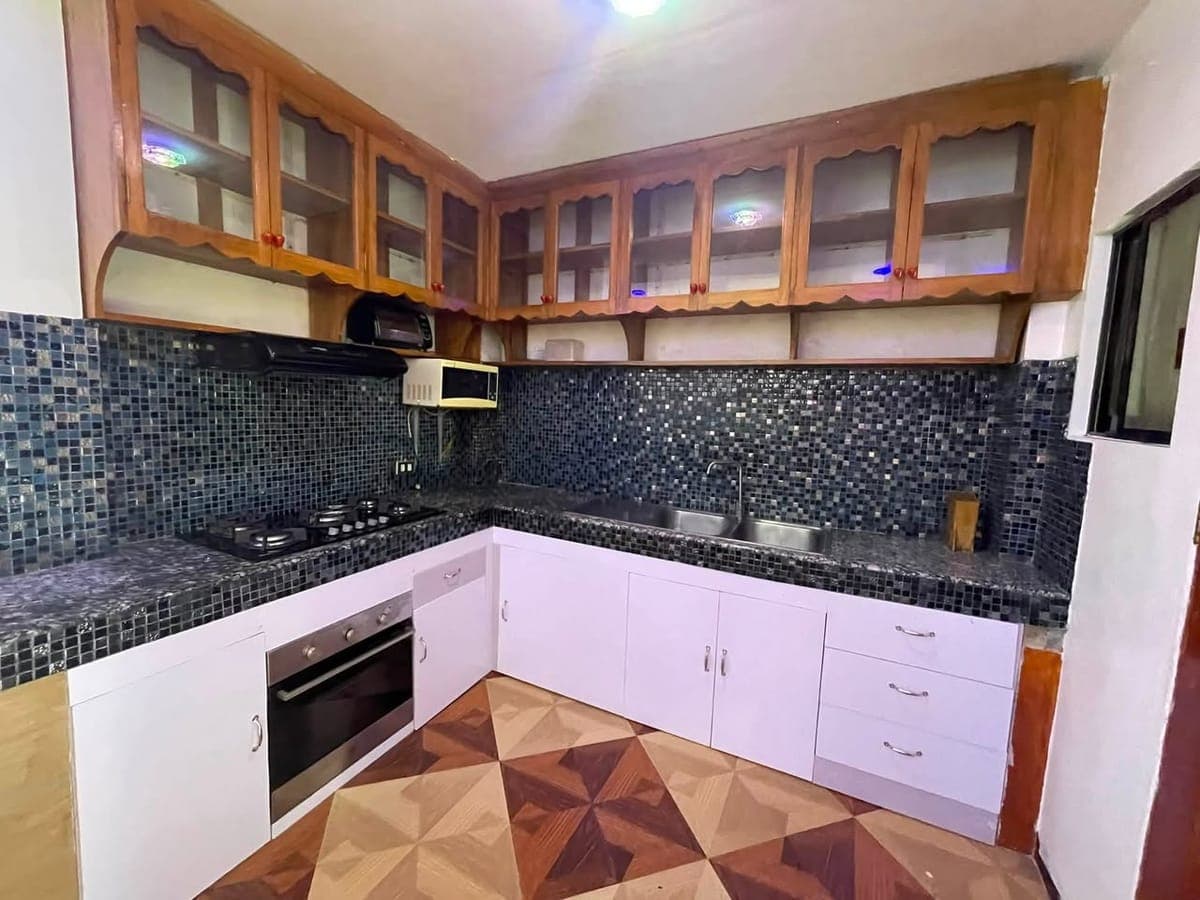 🏡 𝐅𝐎𝐑 𝐑𝐄𝐍𝐓 | 𝐒𝐩𝐚𝐜𝐢𝐨𝐮𝐬 𝟑-𝐒𝐭𝐨𝐫𝐞𝐲 𝐇𝐨𝐮𝐬𝐞 𝐢𝐧 𝐌𝐚𝐚, 𝐃𝐚𝐯𝐚𝐨 𝐂𝐢𝐭𝐲 🏡 - photo 4