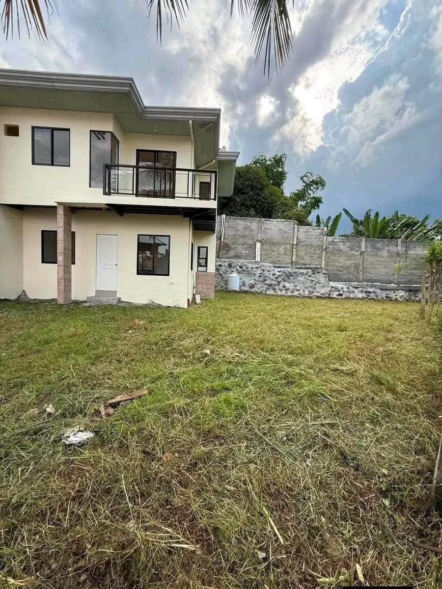 This house is FOR RENT - photo 2