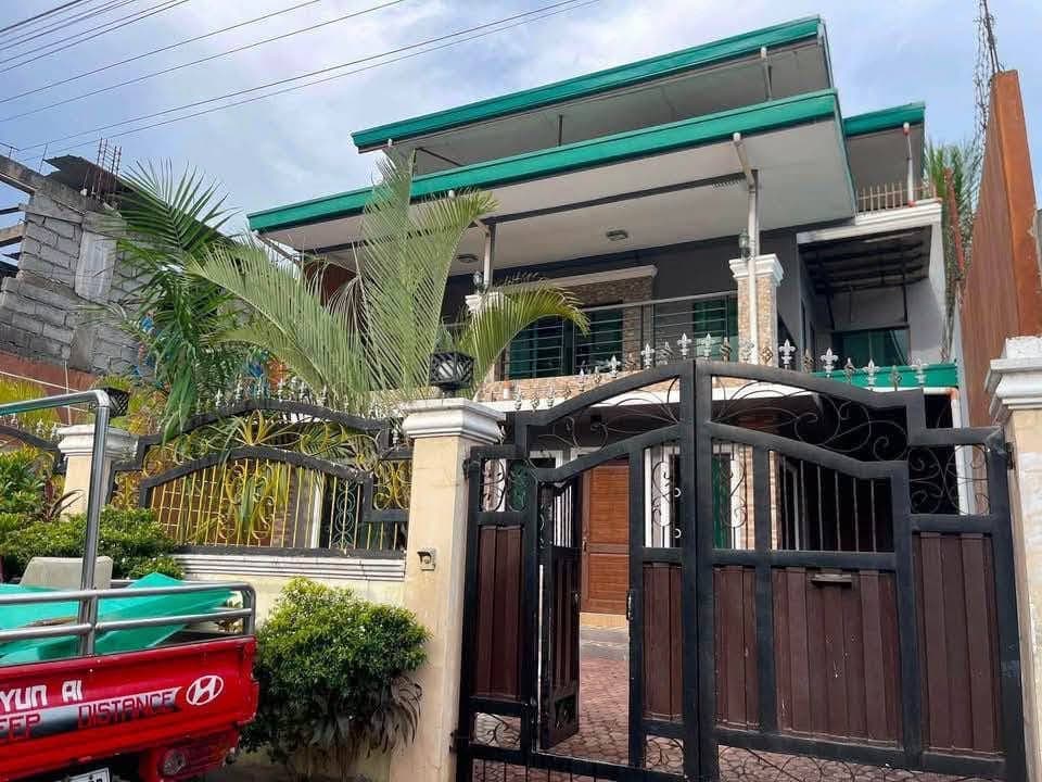 🏡 𝐅𝐎𝐑 𝐑𝐄𝐍𝐓 | 𝐒𝐩𝐚𝐜𝐢𝐨𝐮𝐬 𝟑-𝐒𝐭𝐨𝐫𝐞𝐲 𝐇𝐨𝐮𝐬𝐞 𝐢𝐧 𝐌𝐚𝐚, 𝐃𝐚𝐯𝐚𝐨 𝐂𝐢𝐭𝐲 🏡 - photo 1