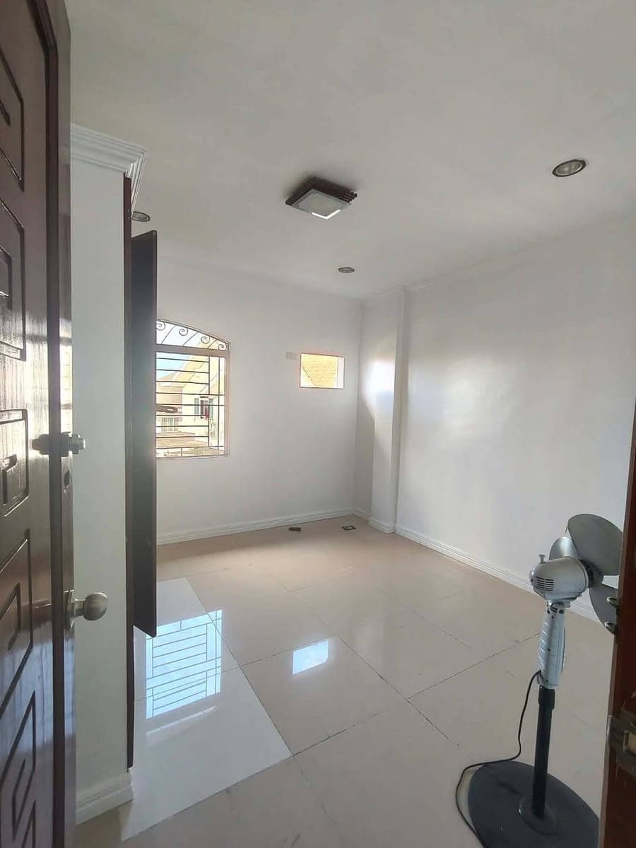 HOUSE FOR RENT‼️🍒newly repaint - photo 3