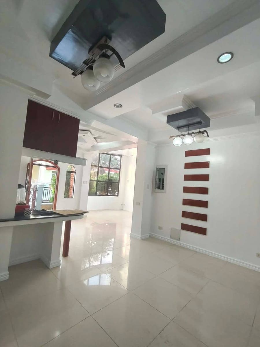 HOUSE FOR RENT‼️🍒newly repaint - photo 4