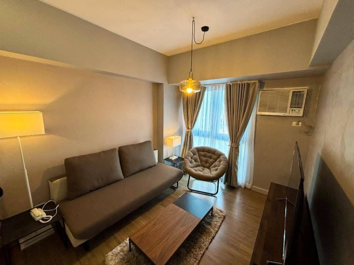 FULLY FURNISHED 1 BEDROOM - photo 1