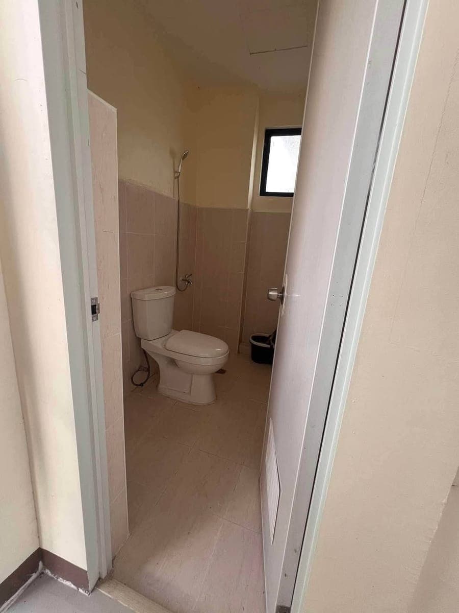 🏡 25K ONLY‼️3BR HOUSE FOR RENT | PRESTIGE SUBD. CABANTIAN‼️ - photo 3
