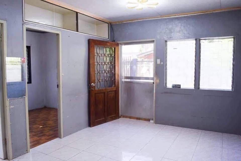 House for Rent ( Prime Location) - photo 4