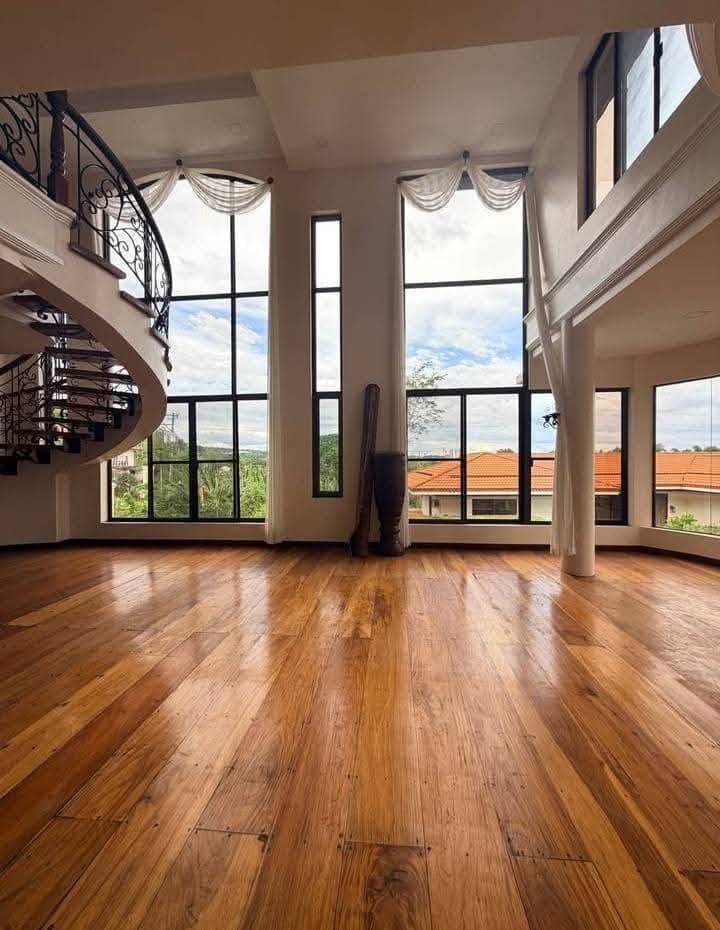 🏡 90K ONLY‼️HIGH-END 5BR HOUSE FOR RENT | LAS TERRAZAS MAA‼️ - photo 3