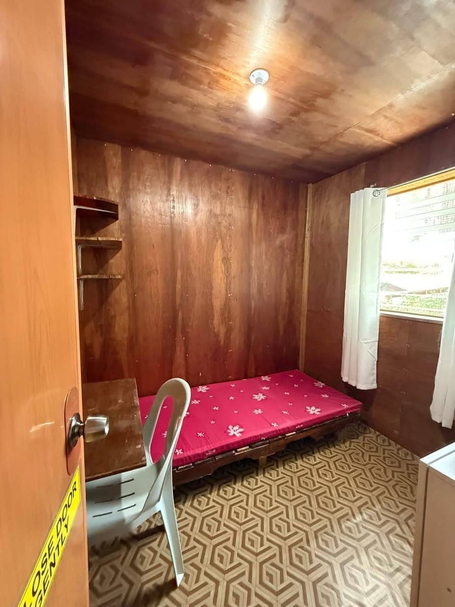 ROOM FOR RENT (Female Only) - photo 5