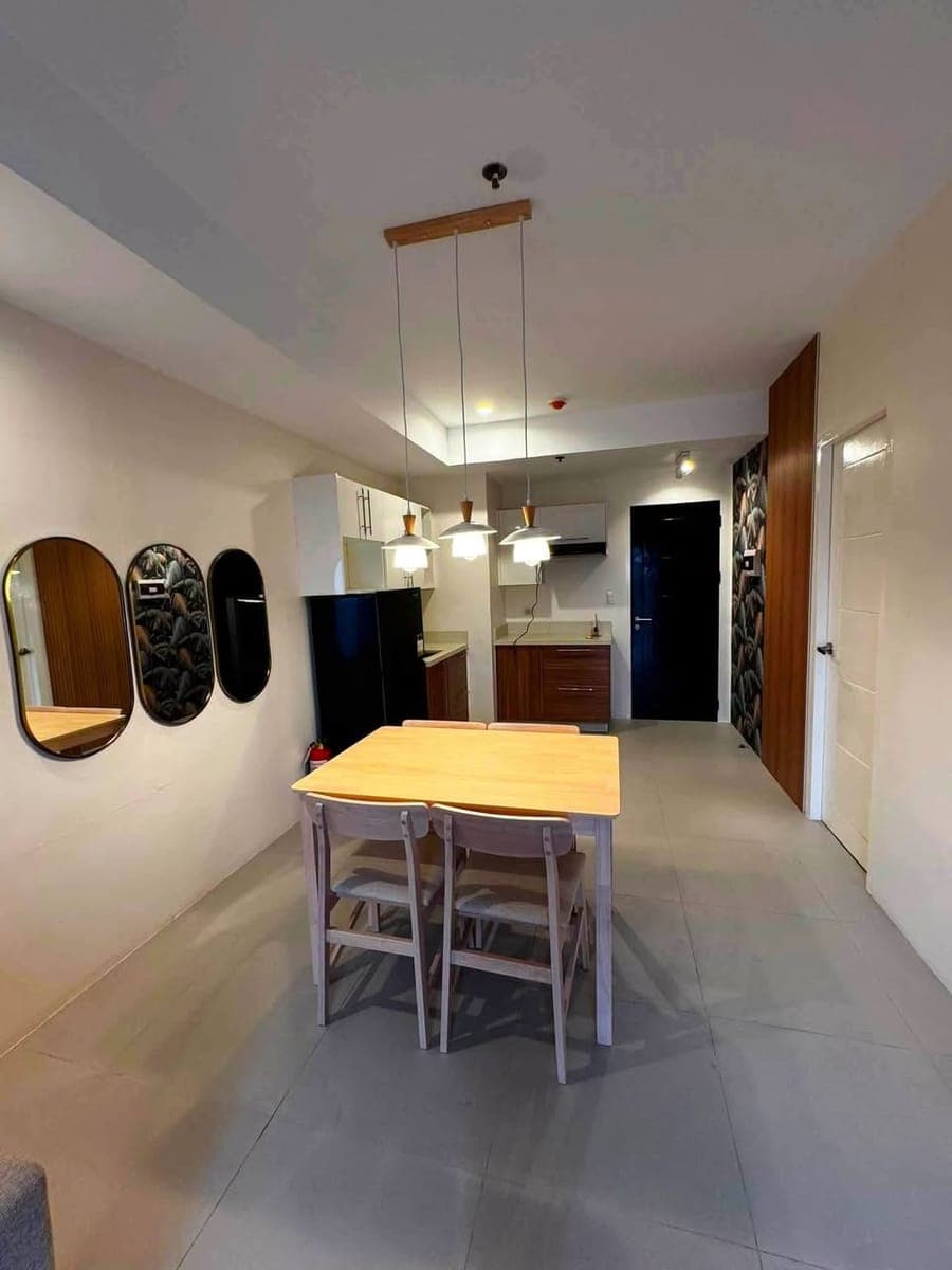 Direct Listing ‼️ - photo 3