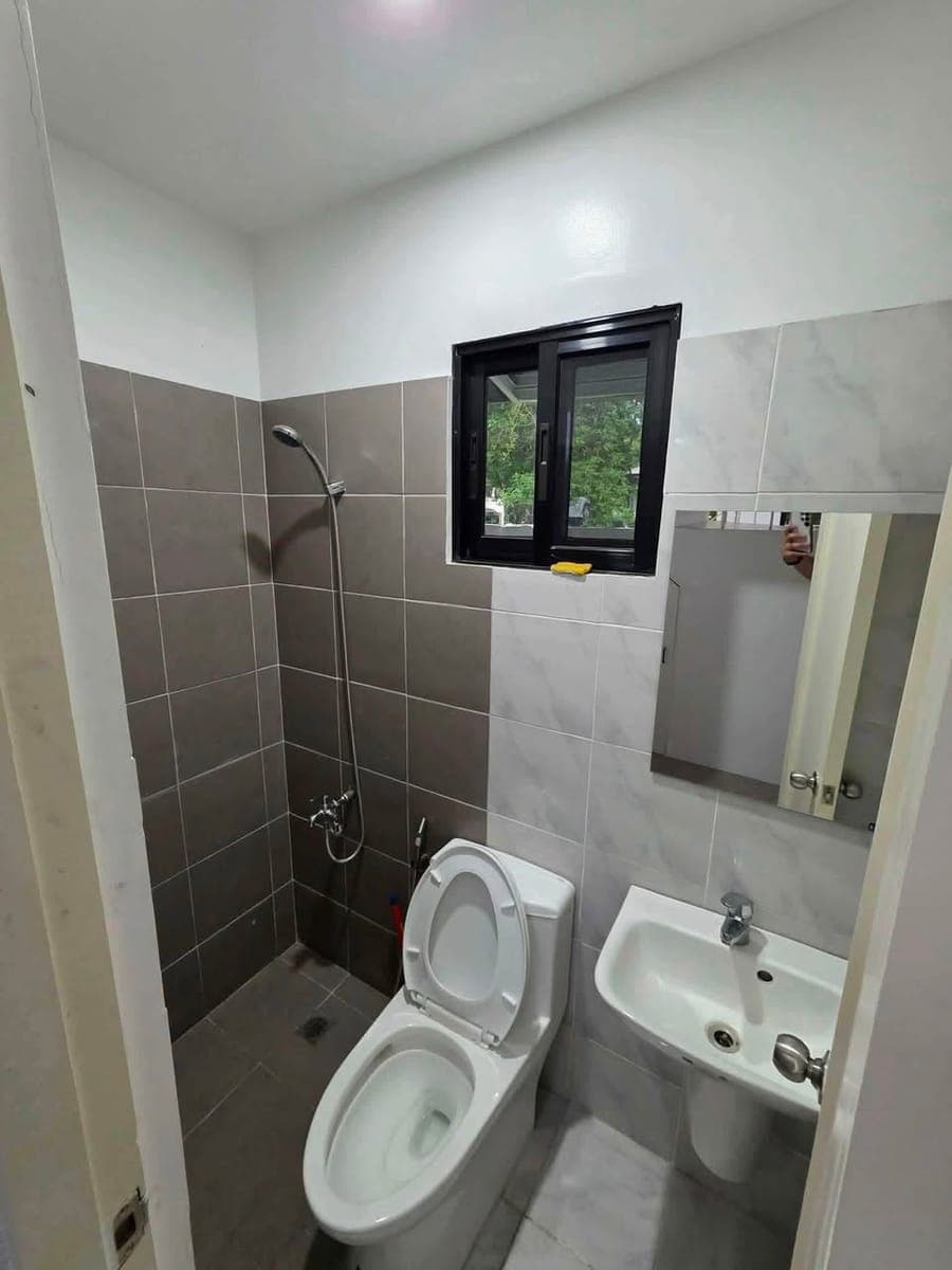🏡 FOR RENT | Corner House & Lot in Woodridge Park, Maa 🏡 - photo 5