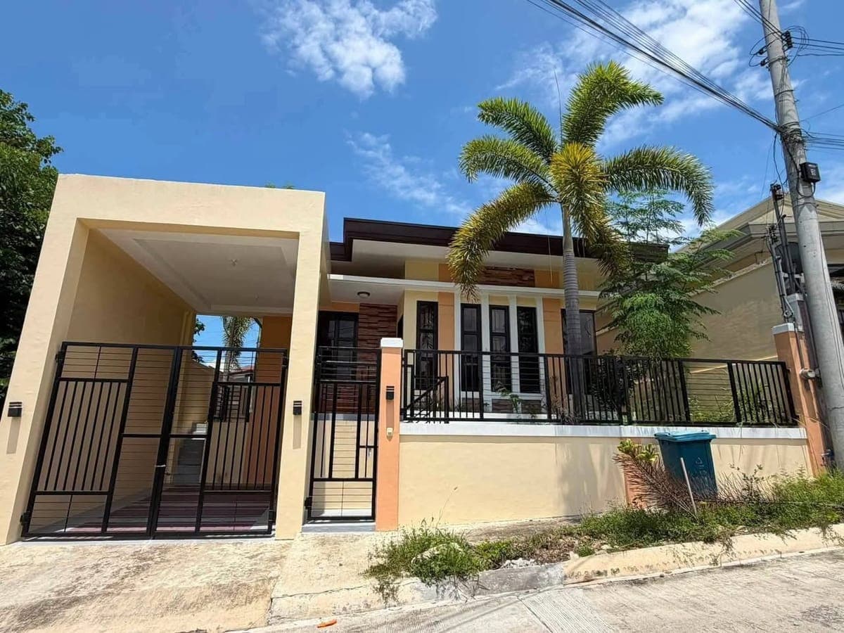 HOUSE FOR RENT - photo 1