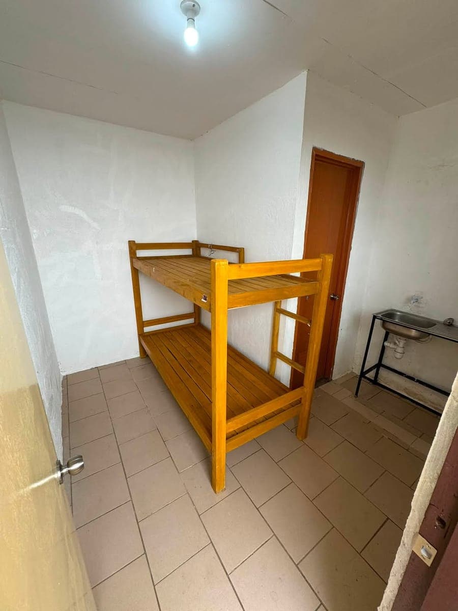 SOLO ROOM FOR RENT: - photo 2