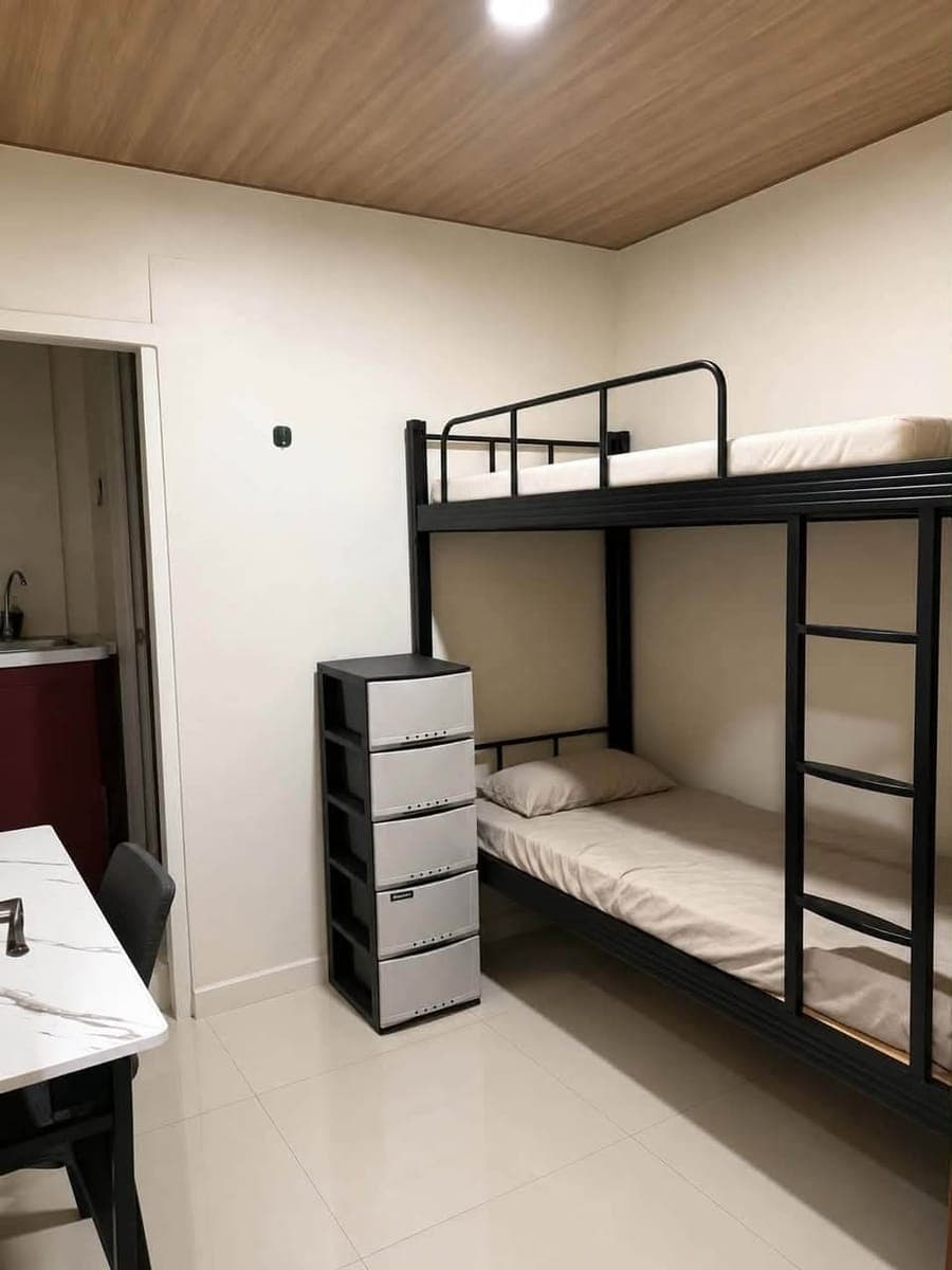 STUDIO TYPE ROOM FOR RENT - photo 1