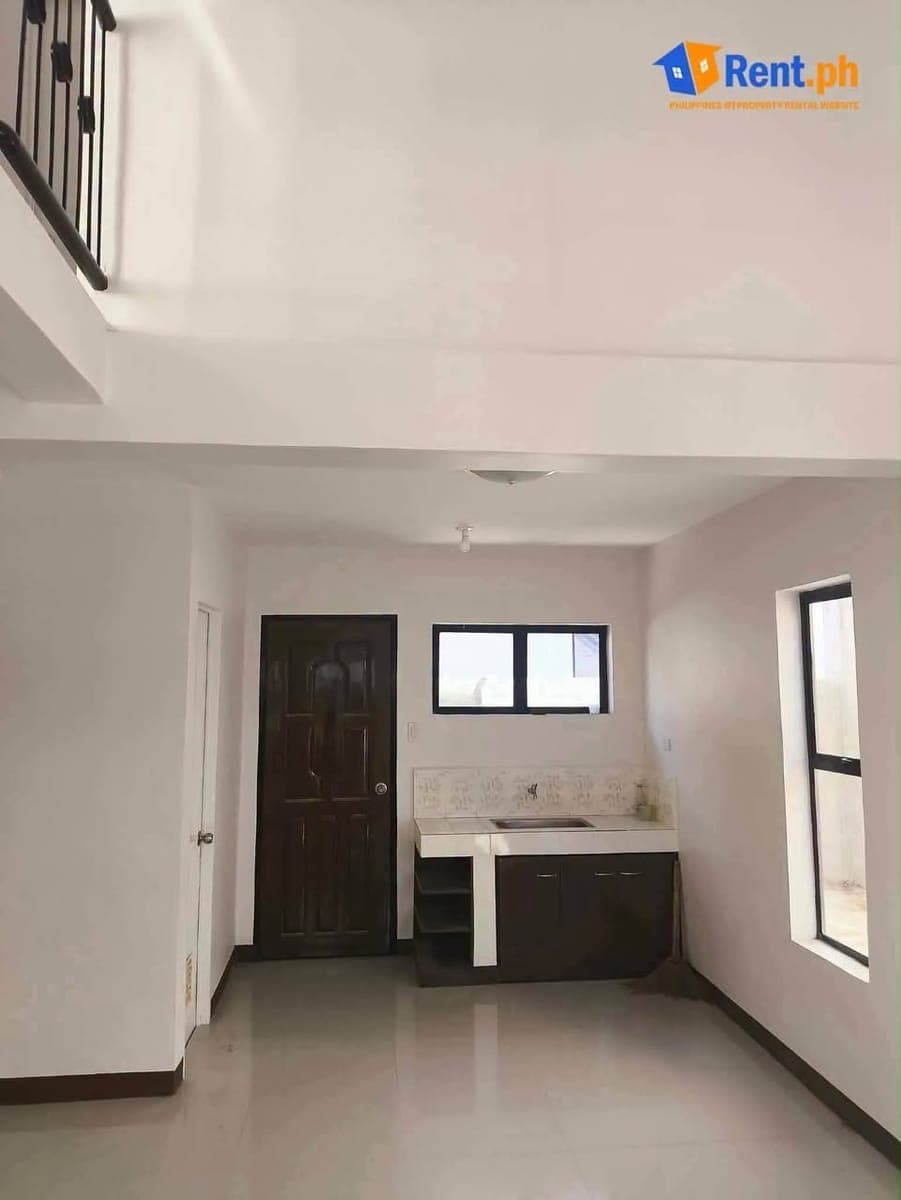HOUSE FOR RENT - photo 2