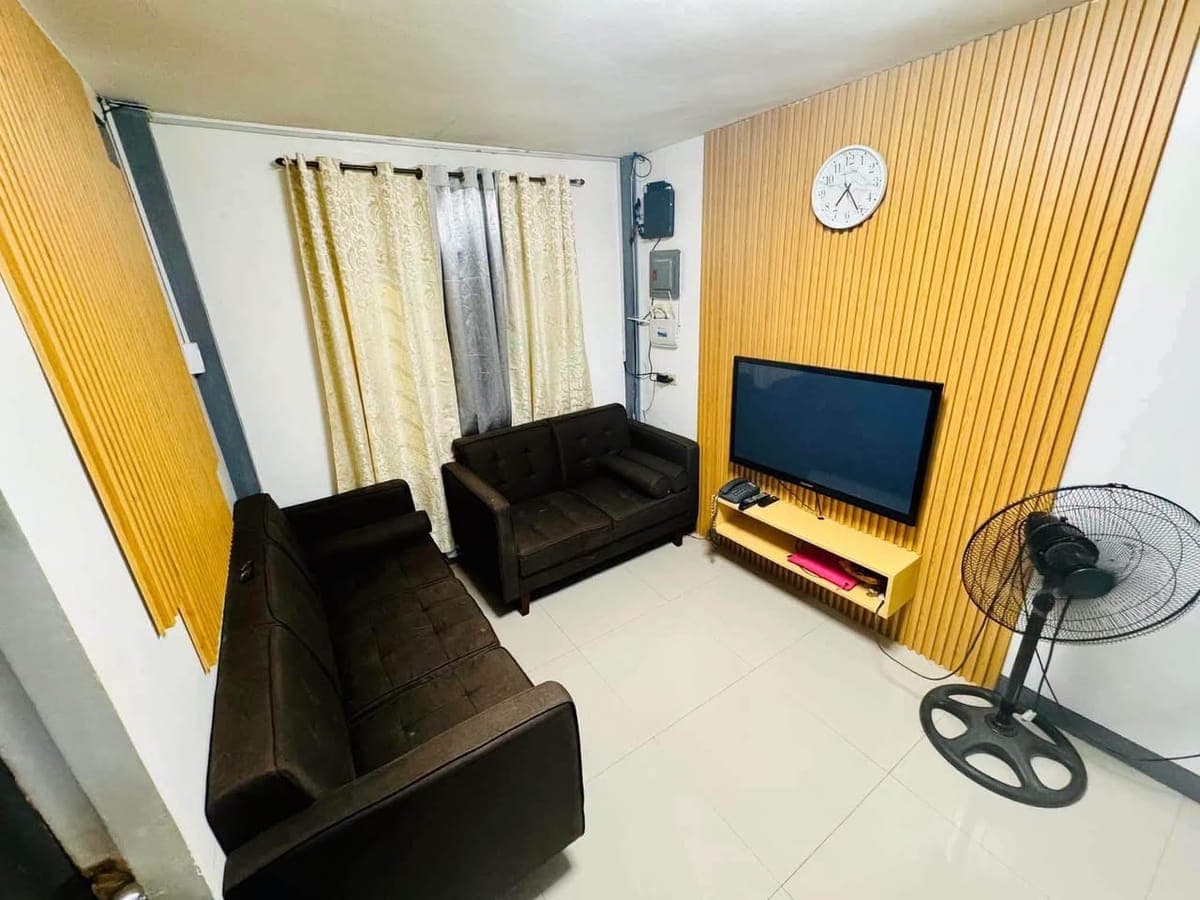 FULLY FURNISHED HOUSE FOR RENT - DOWNTOWN AREA - photo 2