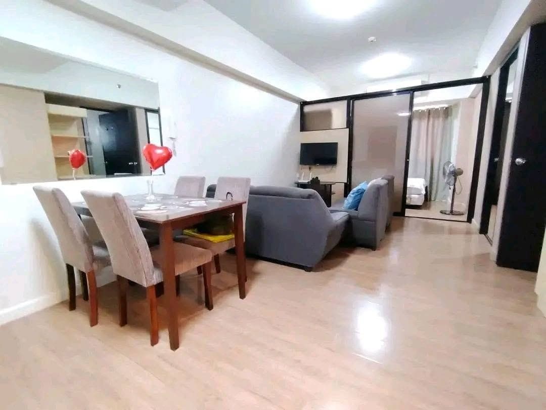 ABREEZA RESIDENCES BAJADA 2BEDROOM CONDO FOR RENT‼️ - photo 1