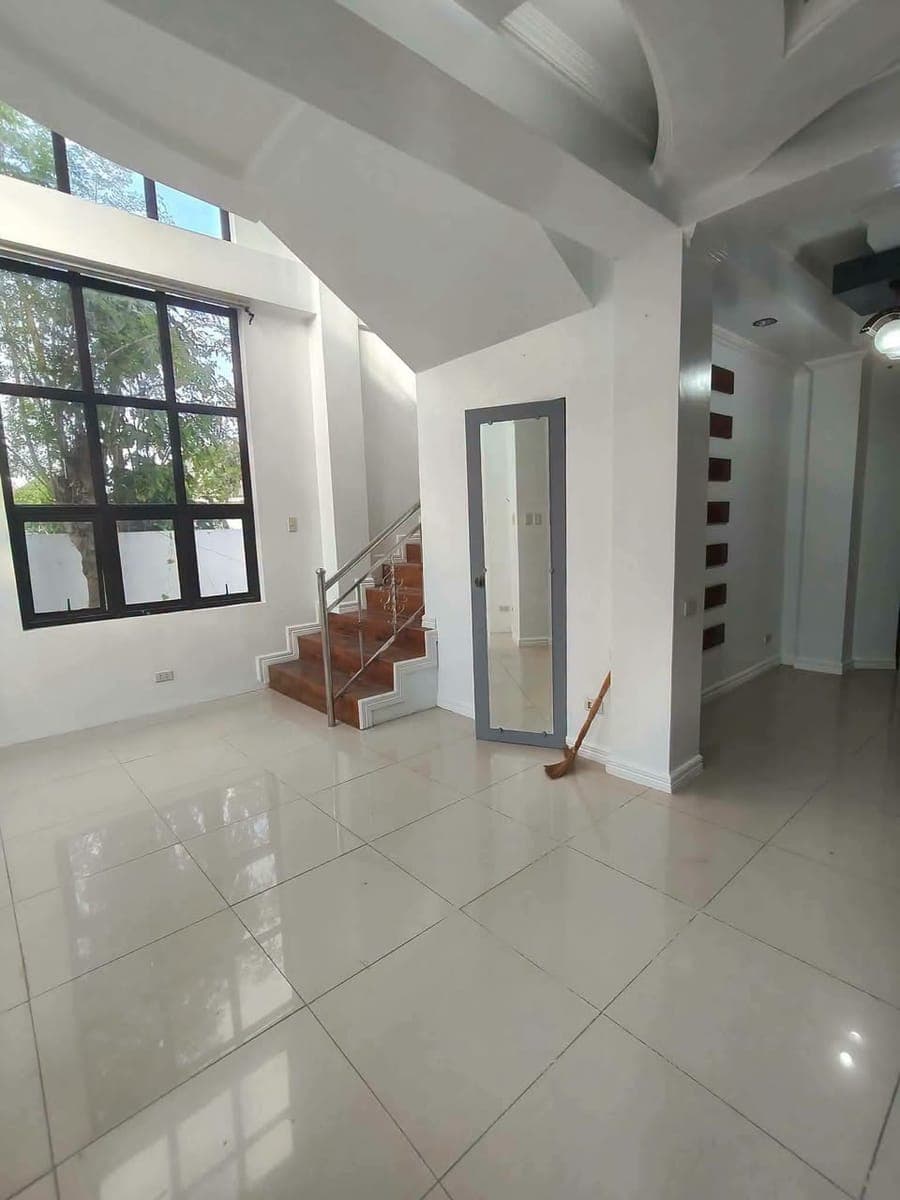HOUSE FOR RENT‼️🍒newly repaint - photo 5