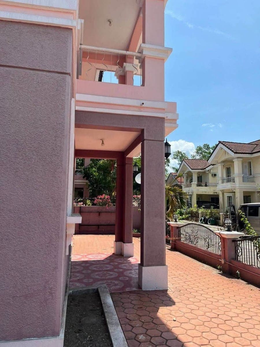 9.5M|🚨HOUSE & LOT FOR SALE / FOR RENT‼️ - photo 3