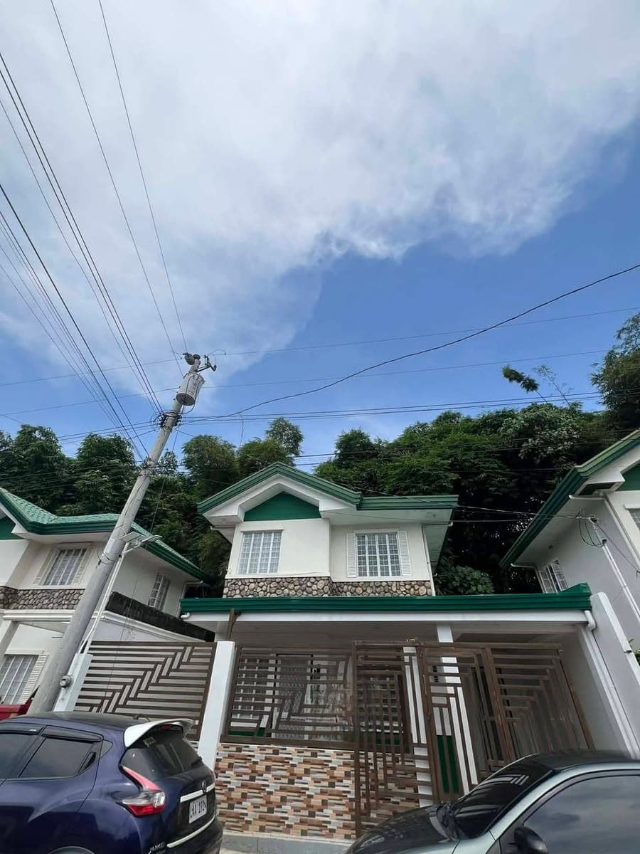 🏡 2-STOREY WHOLE HOUSE FOR RENT ₱25K/MONTH 🔥 - photo 1