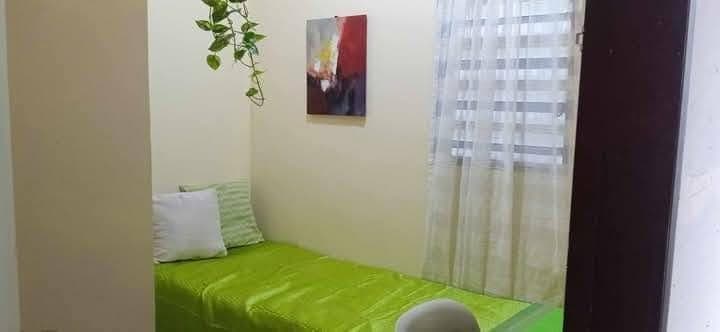 🏠 ROOM FOR RENT – IDEAL FOR UM & MAPÚA STUDENTS 🏠 - photo 1